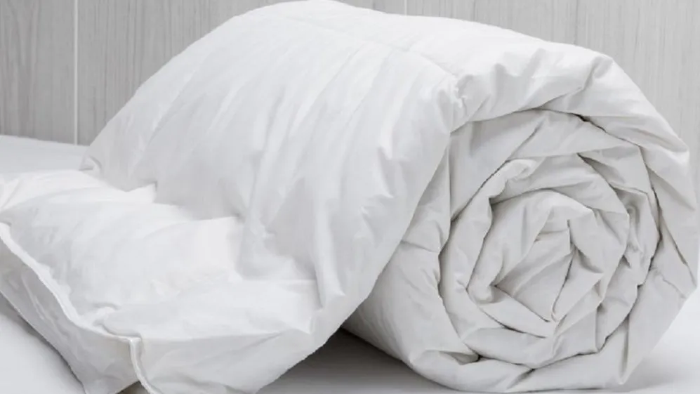 Couette 200x200 roulée